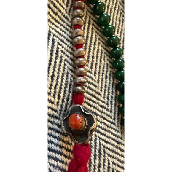Tibetan Ritual Green Beaded Necklace With Lapis Lazuli Pendant Red Tassels - Picture 6 of 11